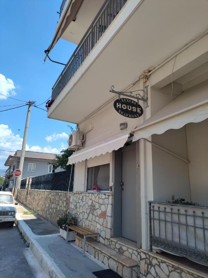 Luxury Seafront House Nearby Delphi Apartamento Kirra Exterior foto